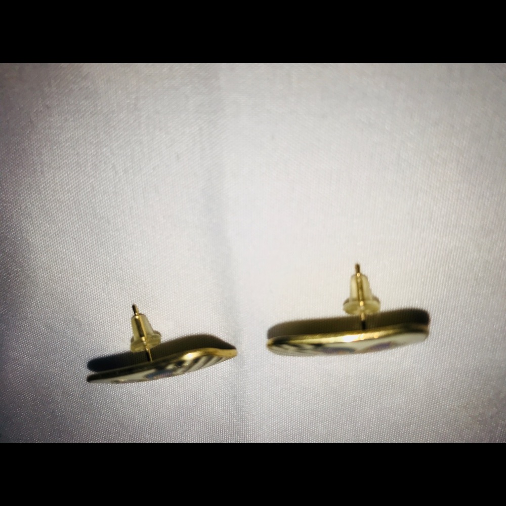Awesome Vintage post earrings - Picture 3 of 5